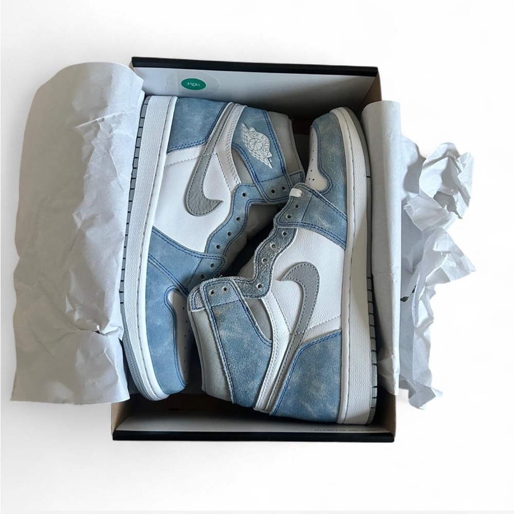 NEW Jordan 1 Retro High Hyper Royal Smoke Grey Men’s Size 9.5 Light Blue & Grey - Picture 5 of 9